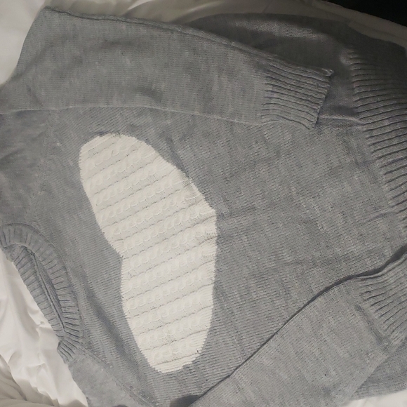 1 M left💕New boutique heart sweater - Picture 4 of 8